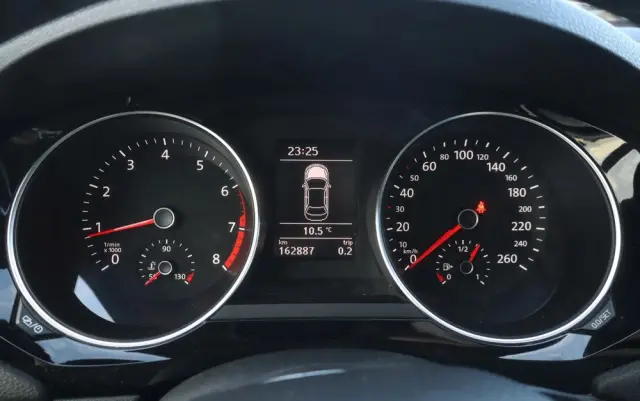 VOLKSWAGEN Jetta 1.4 TSI BMT Highline