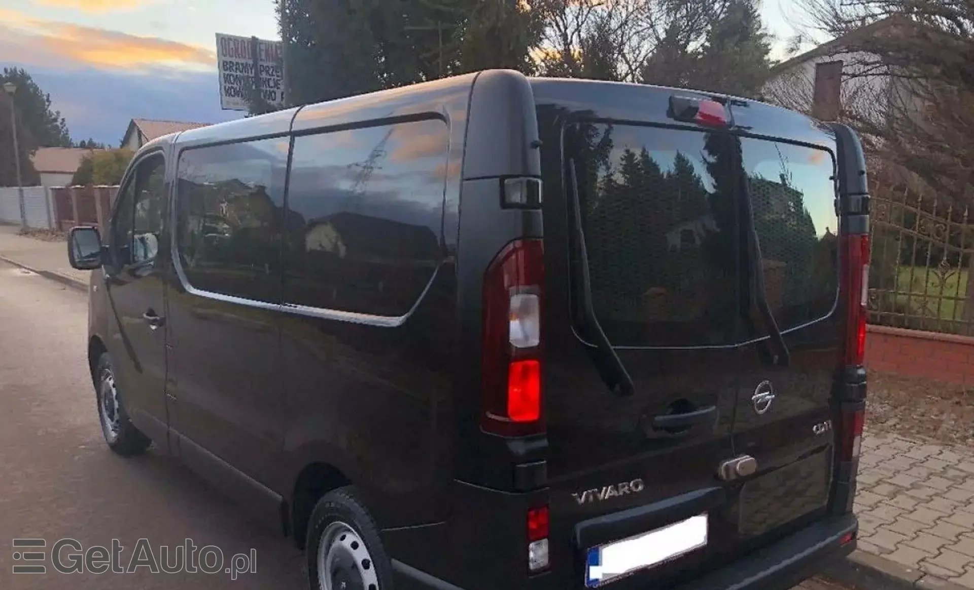 OPEL Vivaro 