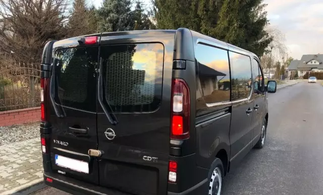 OPEL Vivaro 