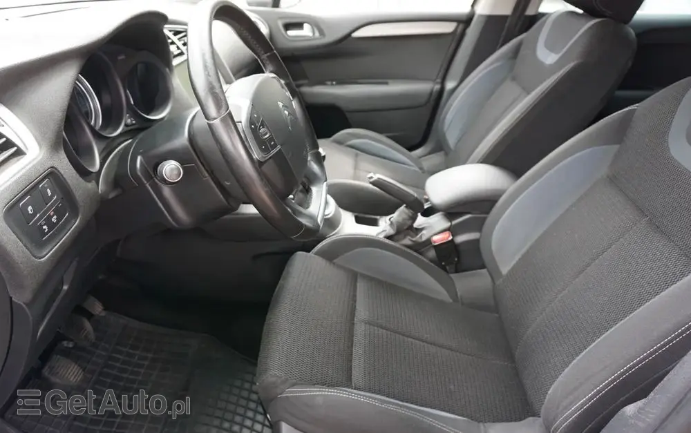 CITROËN C4 BlueHDi 100 Selection