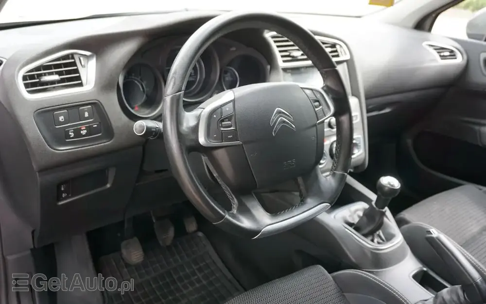 CITROËN C4 BlueHDi 100 Selection