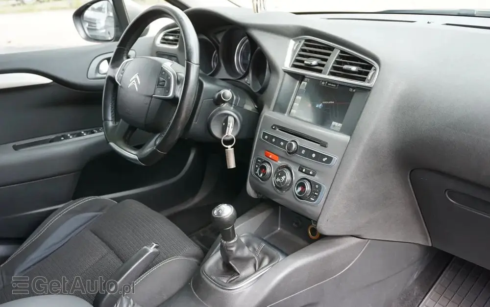 CITROËN C4 BlueHDi 100 Selection