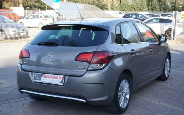 CITROËN C4 BlueHDi 100 Selection
