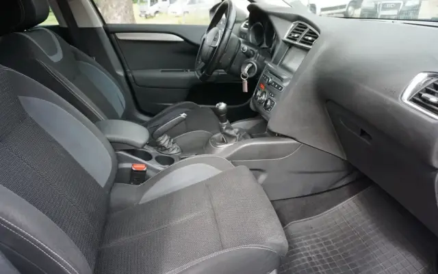 CITROËN C4 BlueHDi 100 Selection