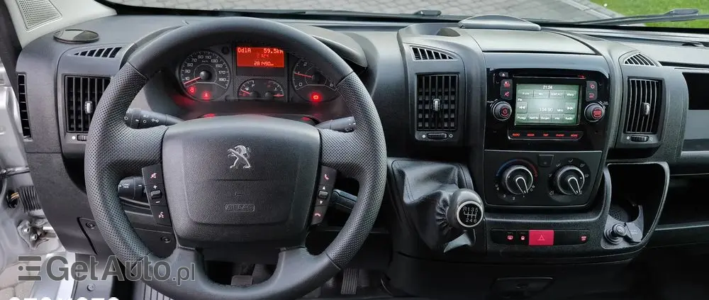 PEUGEOT Boxer 