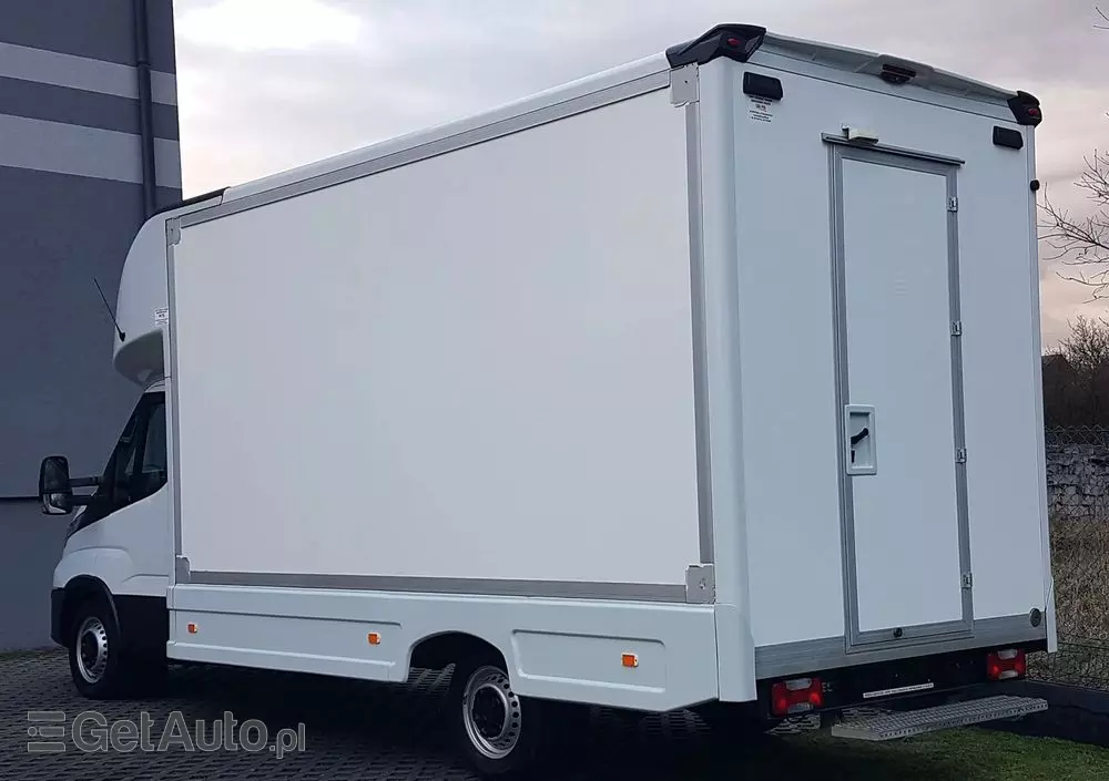 IVECO DAILY KONTENER NISKOPODŁOGOWY 4,43x2,23x2,42 SKLEP KAMPER KONIOWÓZ BAR KLIMA 
