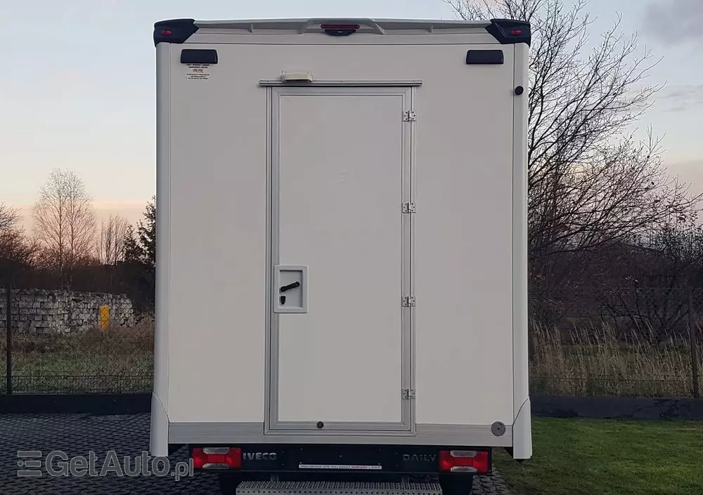 IVECO DAILY KONTENER NISKOPODŁOGOWY 4,43x2,23x2,42 SKLEP KAMPER KONIOWÓZ BAR KLIMA 