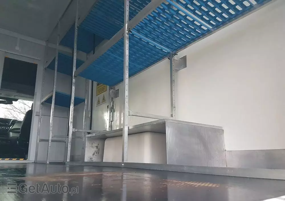 IVECO DAILY KONTENER NISKOPODŁOGOWY 4,43x2,23x2,42 SKLEP KAMPER KONIOWÓZ BAR KLIMA 