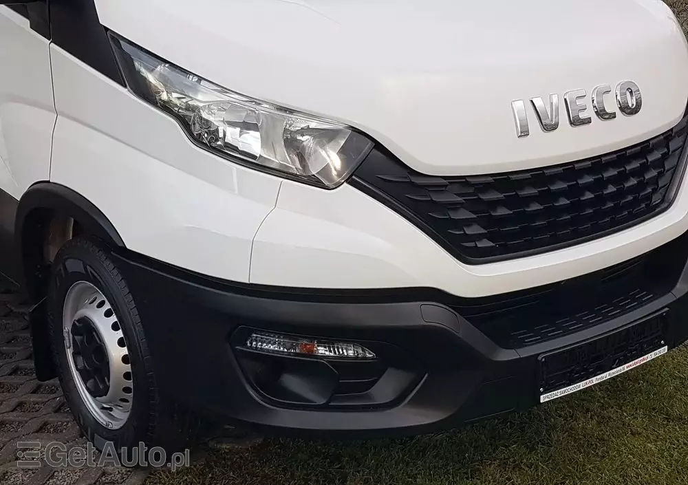 IVECO DAILY KONTENER NISKOPODŁOGOWY 4,43x2,23x2,42 SKLEP KAMPER KONIOWÓZ BAR KLIMA 