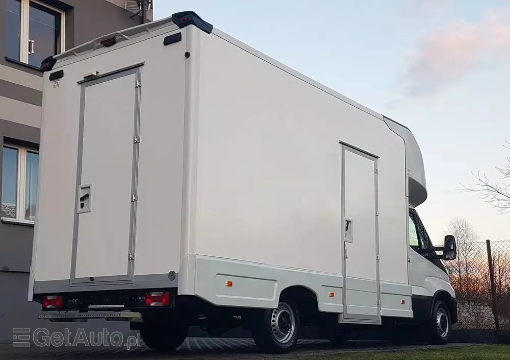 IVECO DAILY KONTENER NISKOPODŁOGOWY 4,43x2,23x2,42 SKLEP KAMPER KONIOWÓZ BAR KLIMA 