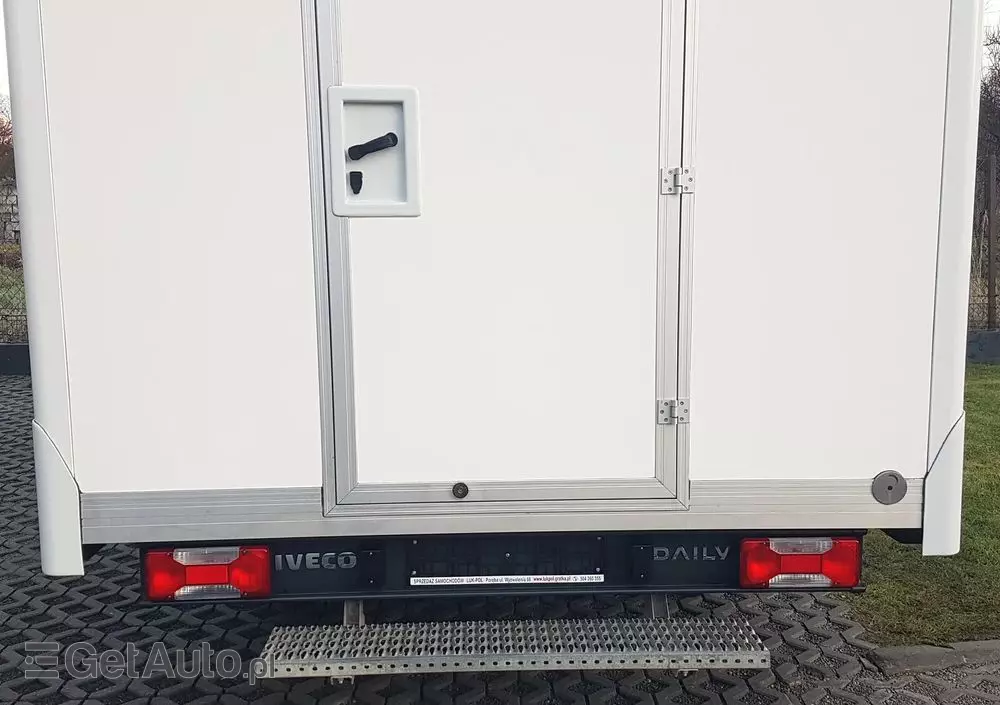IVECO DAILY KONTENER NISKOPODŁOGOWY 4,43x2,23x2,42 SKLEP KAMPER KONIOWÓZ BAR KLIMA 