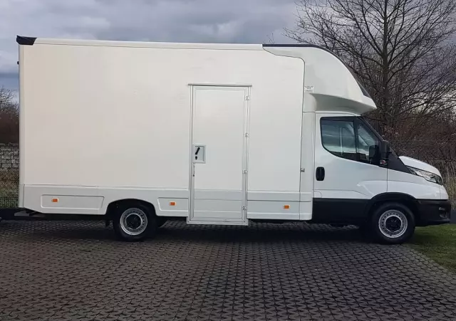 IVECO DAILY KONTENER NISKOPODŁOGOWY 4,43x2,23x2,42 SKLEP KAMPER KONIOWÓZ BAR KLIMA 