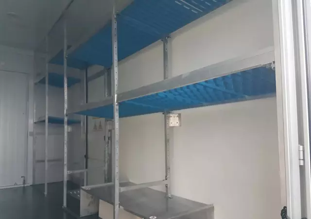 IVECO DAILY KONTENER NISKOPODŁOGOWY 4,43x2,23x2,42 SKLEP KAMPER KONIOWÓZ BAR KLIMA 