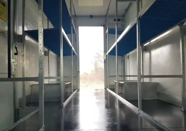 IVECO DAILY KONTENER NISKOPODŁOGOWY 4,43x2,23x2,42 SKLEP KAMPER KONIOWÓZ BAR KLIMA 