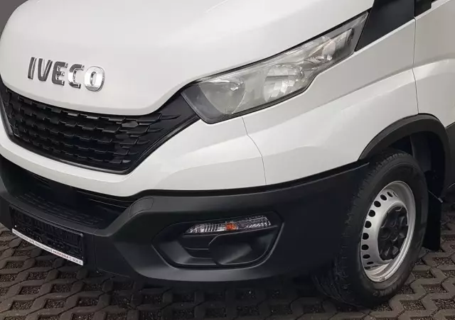 IVECO DAILY KONTENER NISKOPODŁOGOWY 4,43x2,23x2,42 SKLEP KAMPER KONIOWÓZ BAR KLIMA 