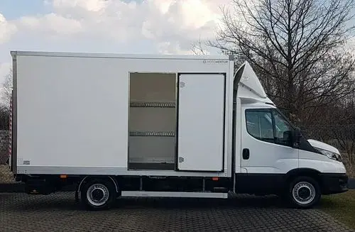 IVECO Daily 