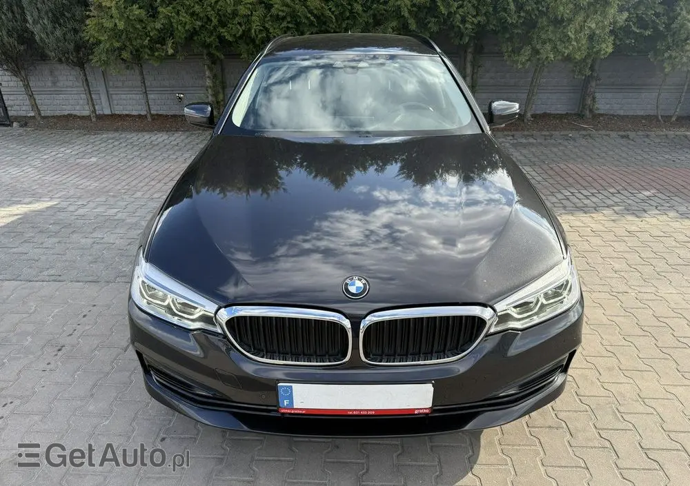 BMW Seria 5 520d Sport