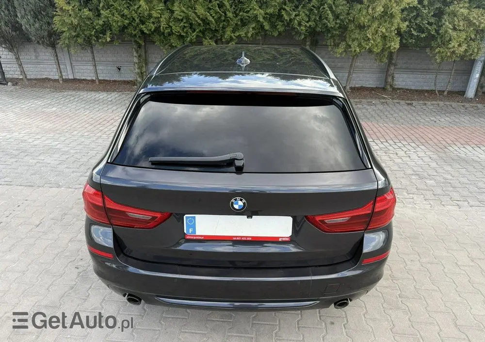 BMW Seria 5 520d Sport