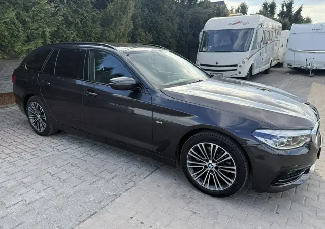 BMW Seria 5 520d Sport