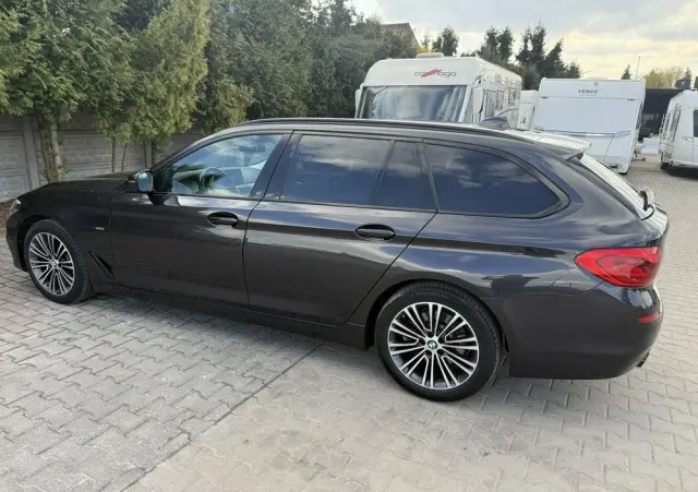 BMW Seria 5 520d Sport