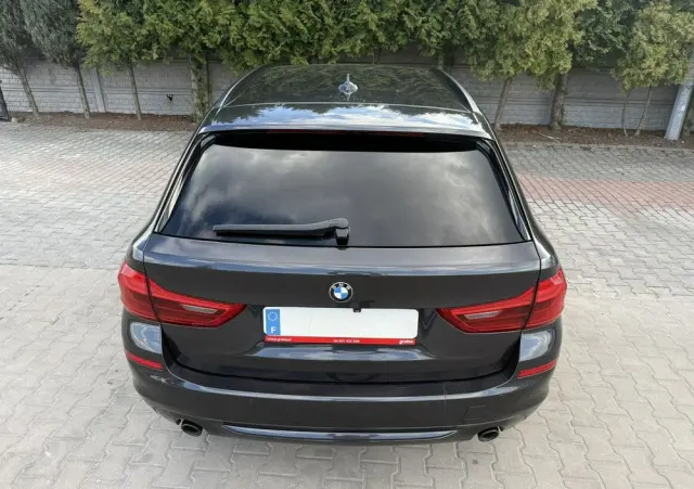 BMW Seria 5 520d Sport