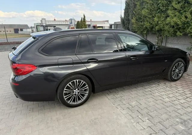 BMW Seria 5 520d Sport