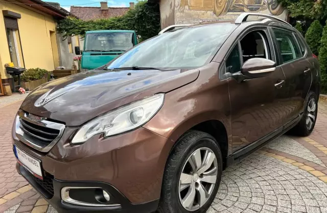 PEUGEOT 2008 