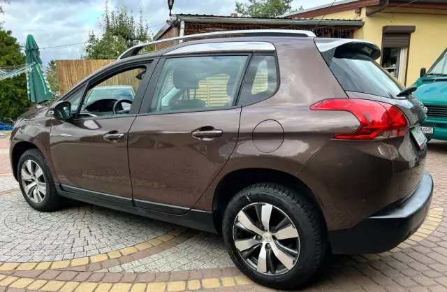 PEUGEOT 2008 