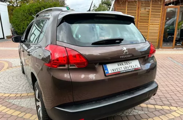 PEUGEOT 2008 