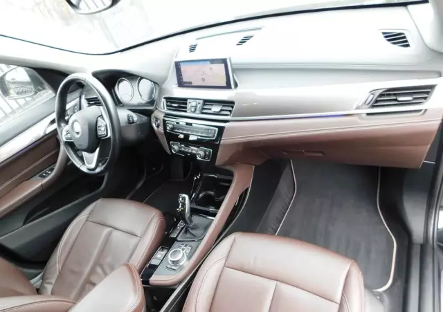 BMW X1 SDrive18i xLine