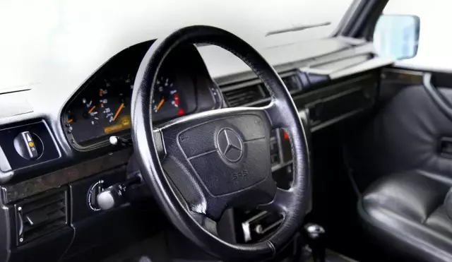 MERCEDES-BENZ Klasa G 