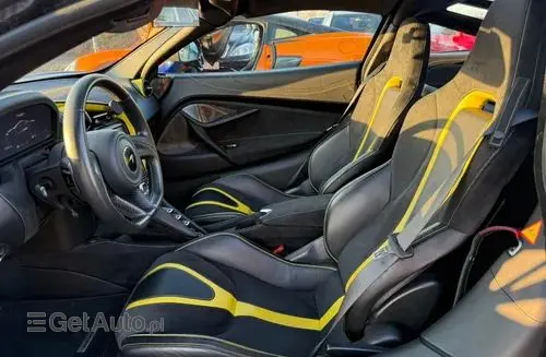 MCLAREN 720S 