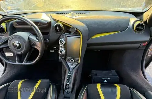 MCLAREN 720S 