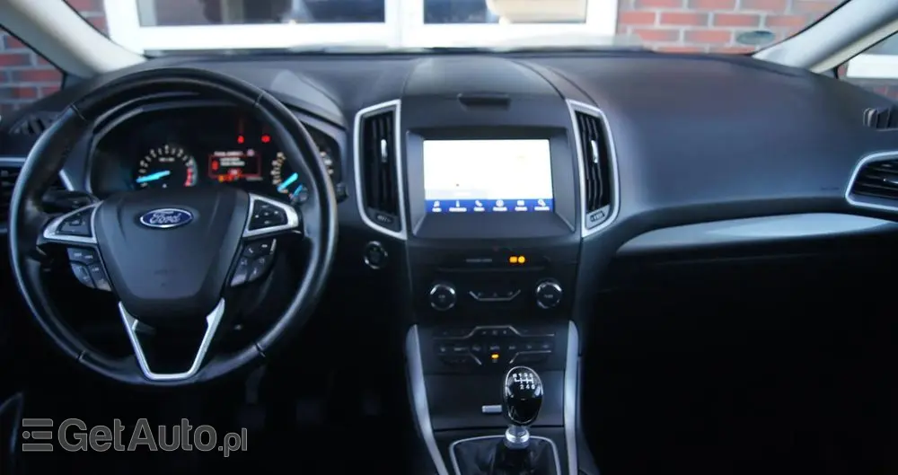 FORD S-Max 1.5 EcoBoost Titanium