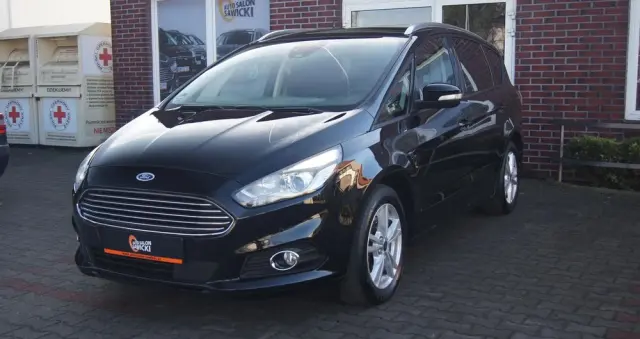 FORD S-Max 1.5 EcoBoost Titanium