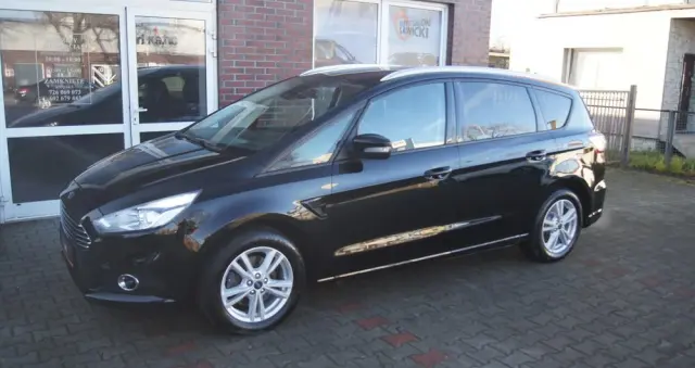 FORD S-Max 1.5 EcoBoost Titanium
