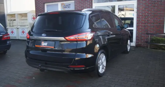 FORD S-Max 1.5 EcoBoost Titanium