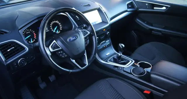 FORD S-Max 1.5 EcoBoost Titanium