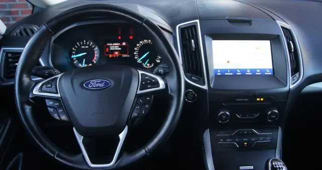 FORD S-Max 1.5 EcoBoost Titanium