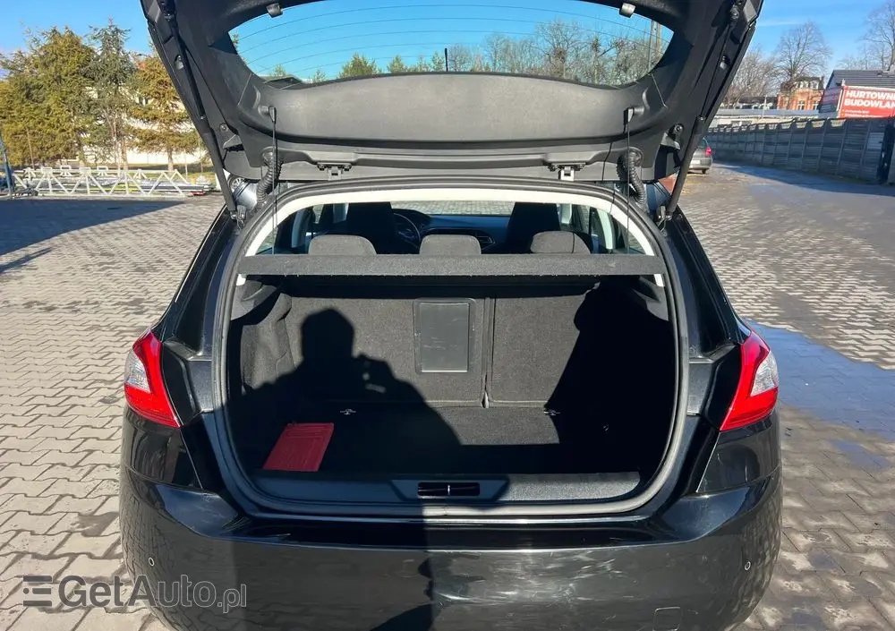 PEUGEOT 308 125 THP Active