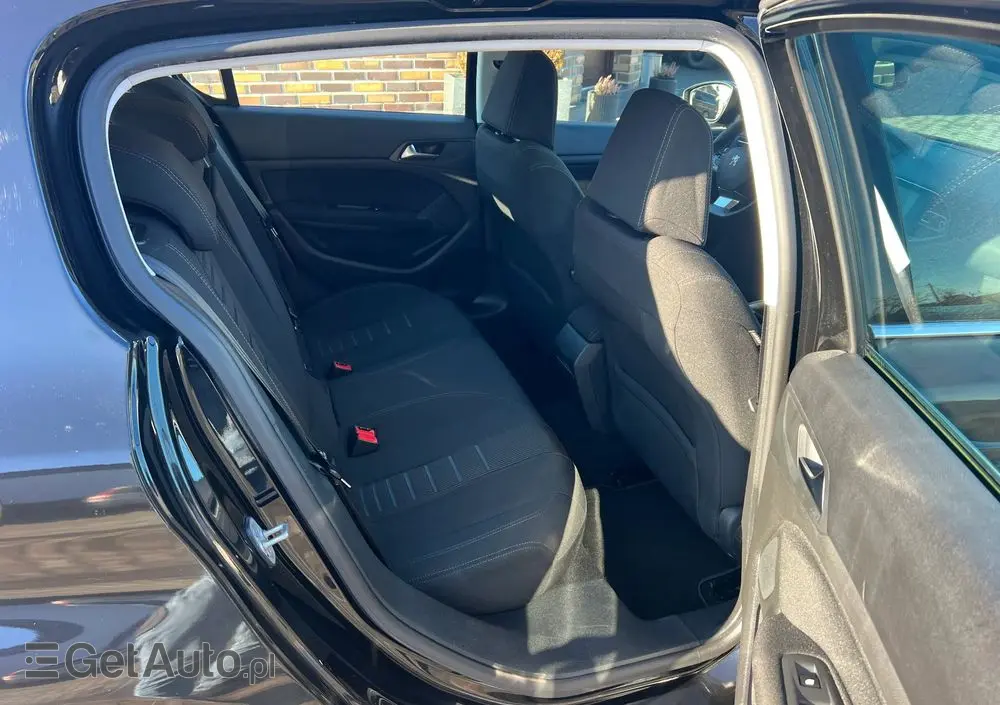 PEUGEOT 308 125 THP Active