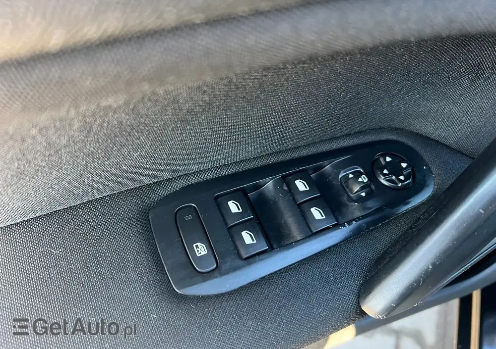 PEUGEOT 308 125 THP Active