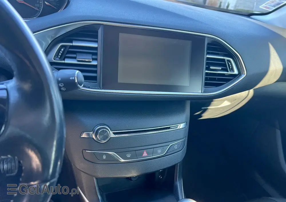 PEUGEOT 308 125 THP Active