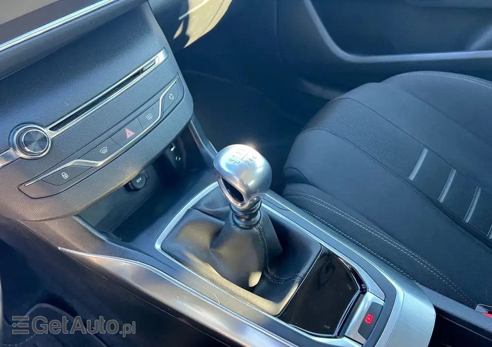 PEUGEOT 308 125 THP Active