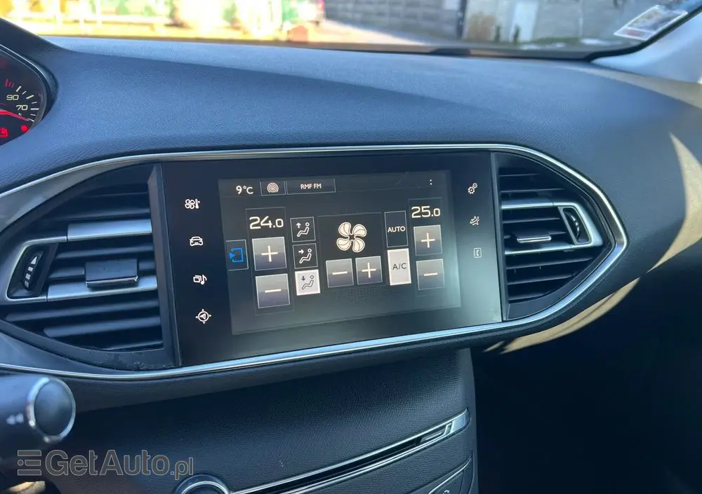 PEUGEOT 308 125 THP Active