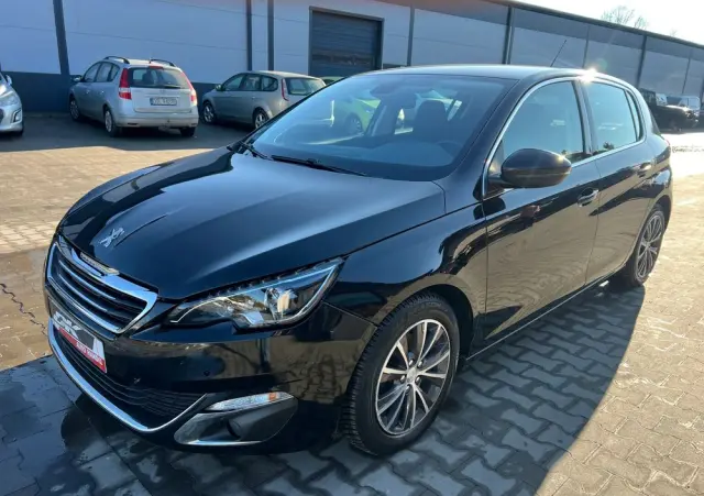 PEUGEOT 308 125 THP Active