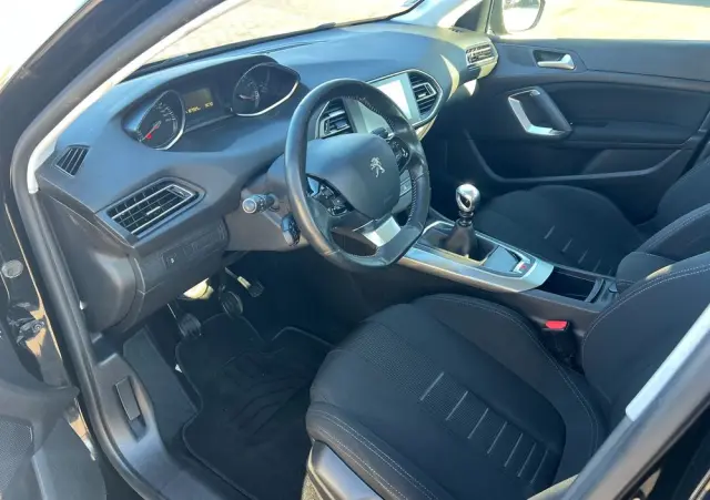 PEUGEOT 308 125 THP Active