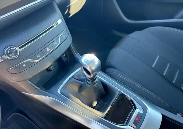 PEUGEOT 308 125 THP Active