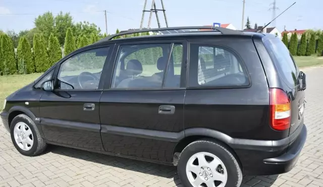 OPEL Zafira 