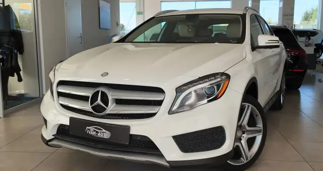 MERCEDES-BENZ GLA 250 4-Matic